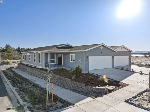 5181 Nopal St, Florence, OR 97439