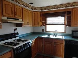 5th image of 262 Tracey Ln