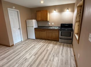 211 Elm St #11, Galena, MO 65656