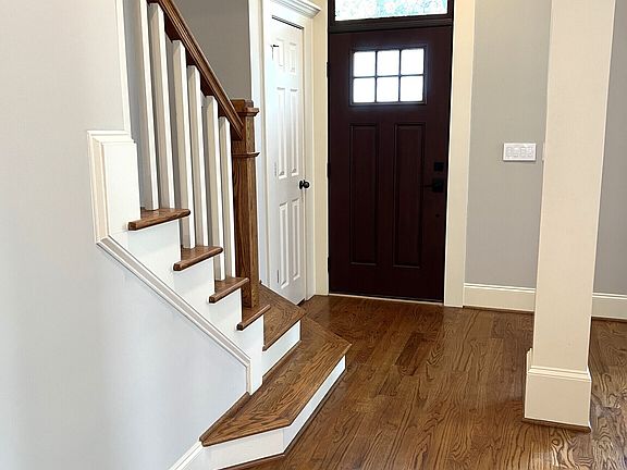 4th image of 2437 Boulder Rd SE