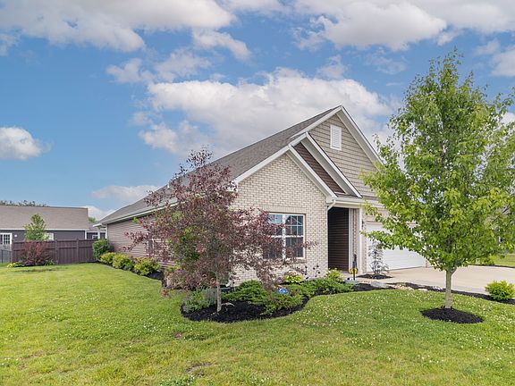2nd image of 891 Bobtail Dr