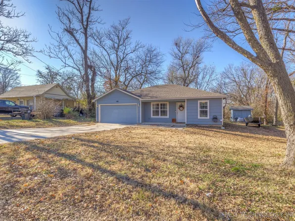 408 N Atoka Ave, Coweta, OK 74429