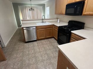 550 Castlerock Ave, Los Banos, CA 93635