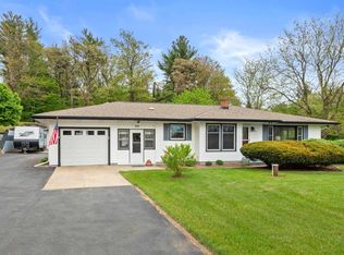 6307 Old Amish Rd, Plover, WI 54467