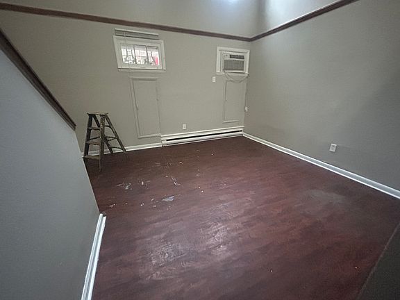 4th image of 1215 Pine St #1A