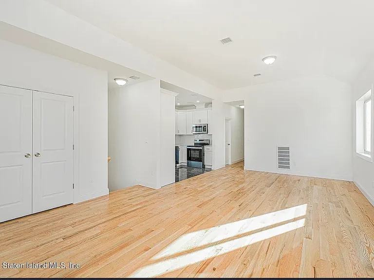 16 Church Ave #1 — Photo 5