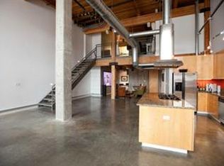 210 W 5th #102 St, Kansas City, MO 64105