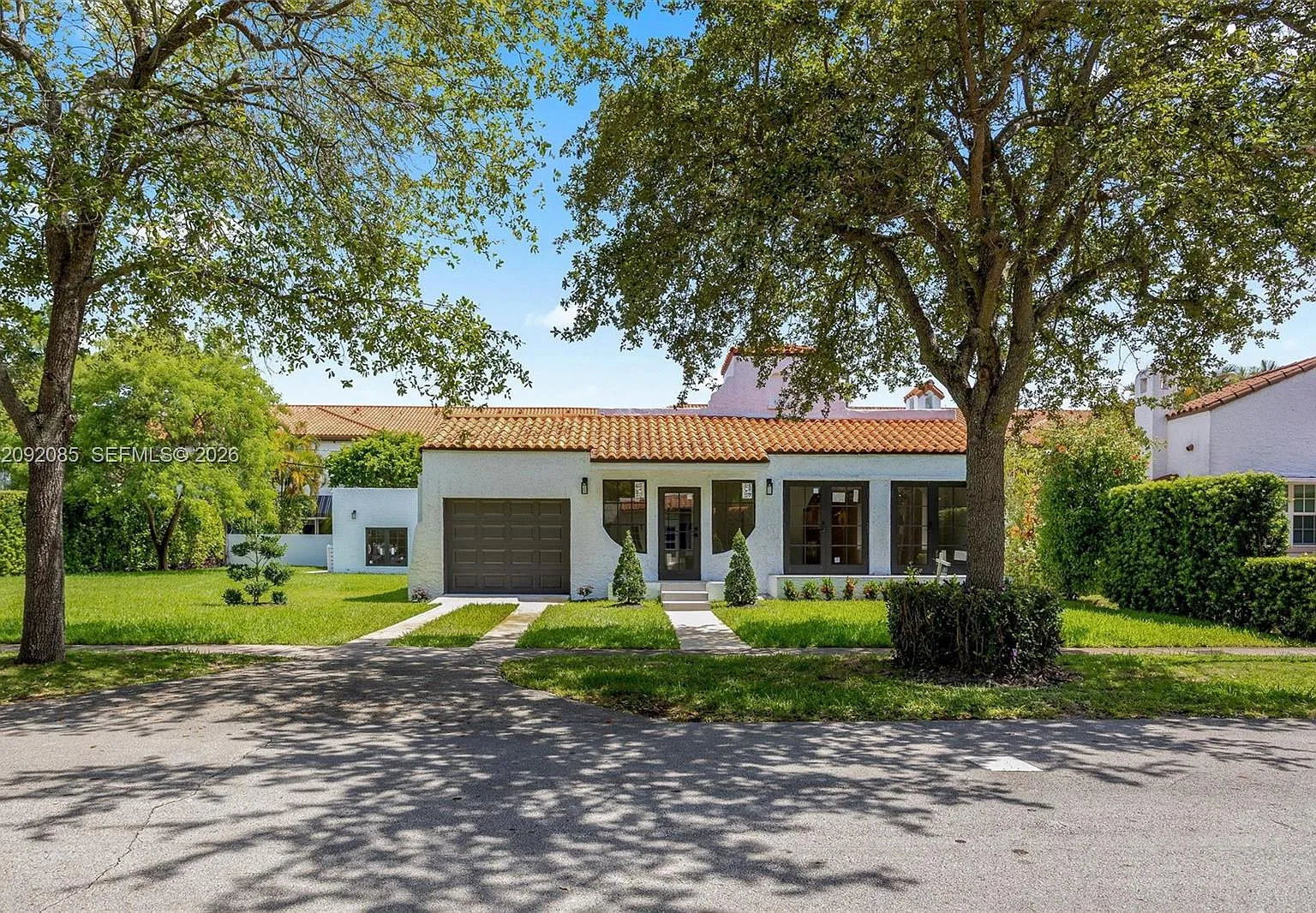 Coral Gables Sec B — Photo 1