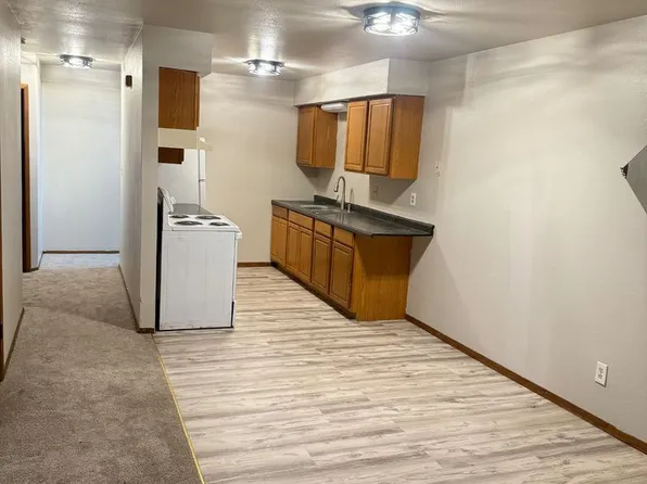 9900 W Fond Du Lac Ave, 9900 W Fond Du Lac Ave #1, Milwaukee, WI 53224