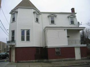 190 Dexter St, Providence, RI 02907