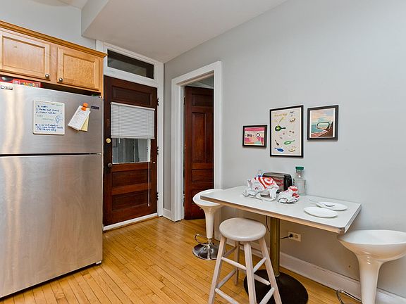 4th image of 3350 N Sheffield Ave #3G