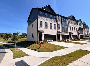 148 Midtown Rows Way, Fuquay Varina, NC 27526
