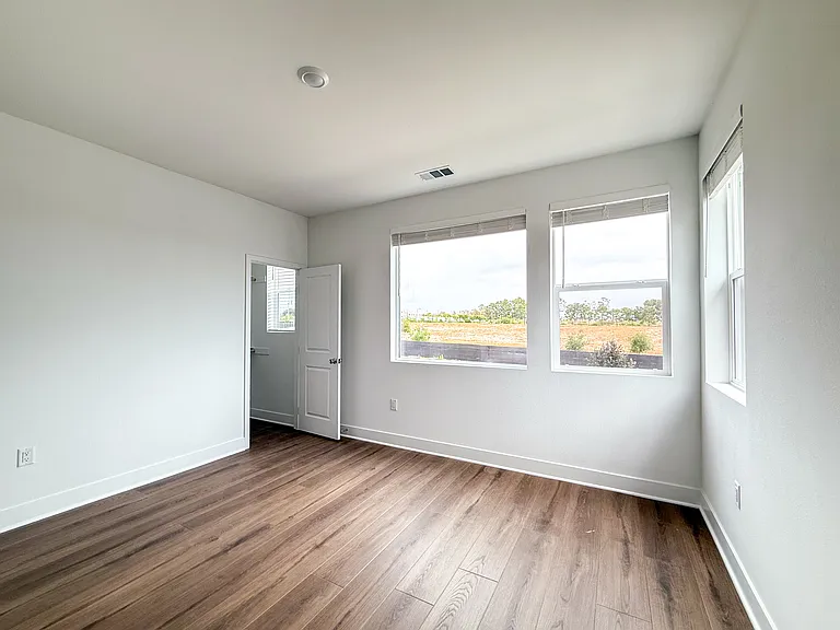 Upstairs Bedroom 3 with En Suite Bathroom
