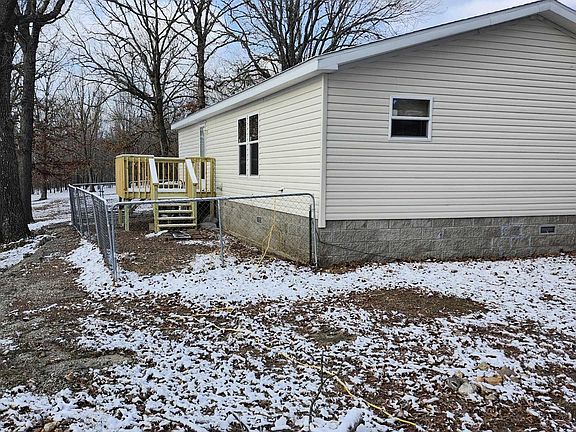 2nd image of 21764 Phantom County Rd