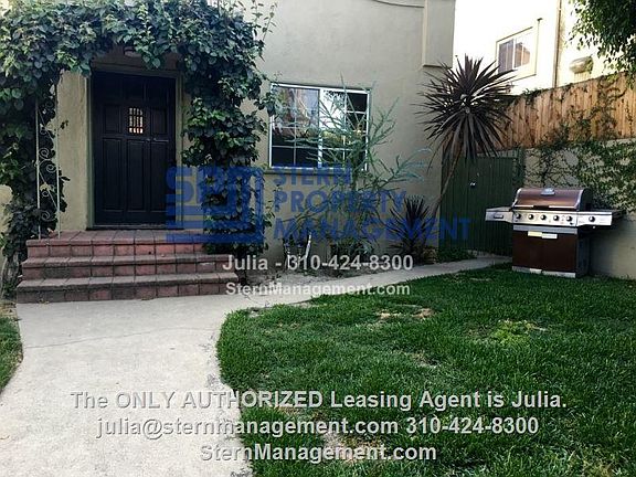 2nd image of 10820 Bloomfield St #1