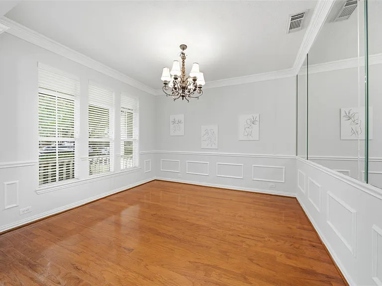5531 Cranston Ct — Photo 4
