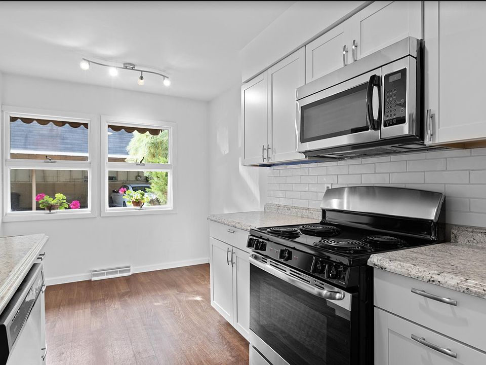 215 Oakview Dr, Ligonier, PA 15658 Zillow