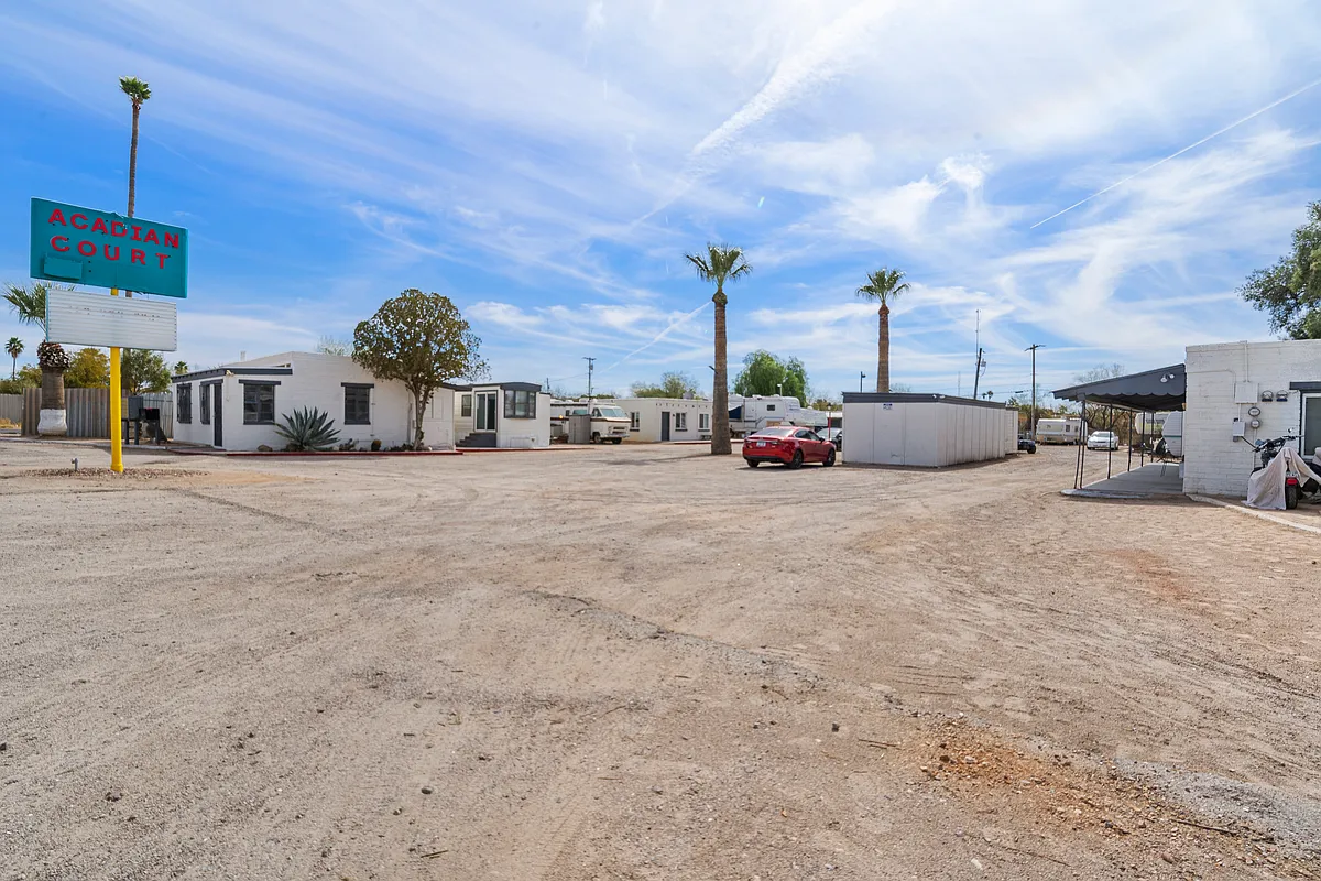 Photo 2 of 4 - 3184 E Benson Hwy #T9 - Tucson, AZ Building Photo - 3184 E Benson Hwy #T9