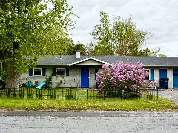 26 Mohican Ln, Plattsburgh, NY 12901