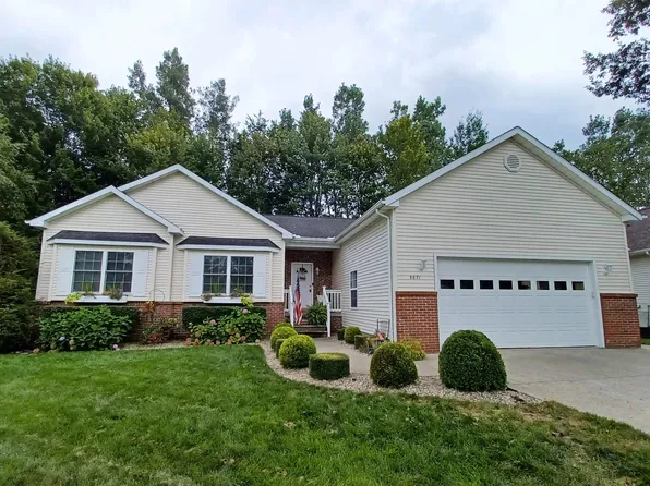 5871 S Bob White Dr, Kimball, MI 48074