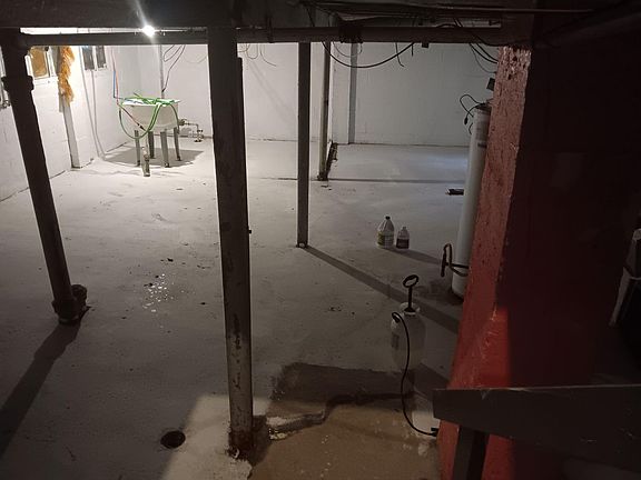 3rd image of 629 E Margaret St