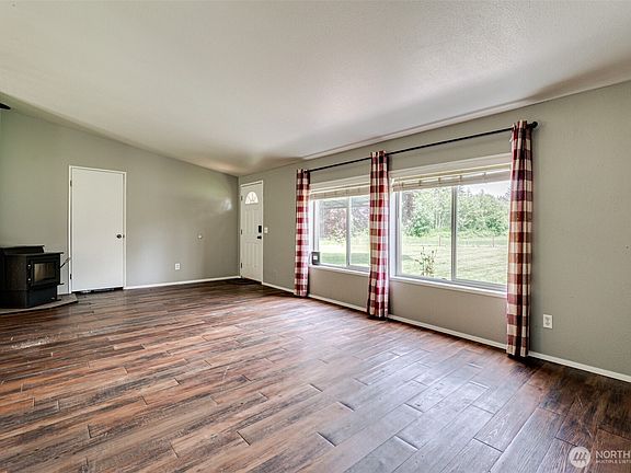 3rd image of 28302 NE 91st Avenue