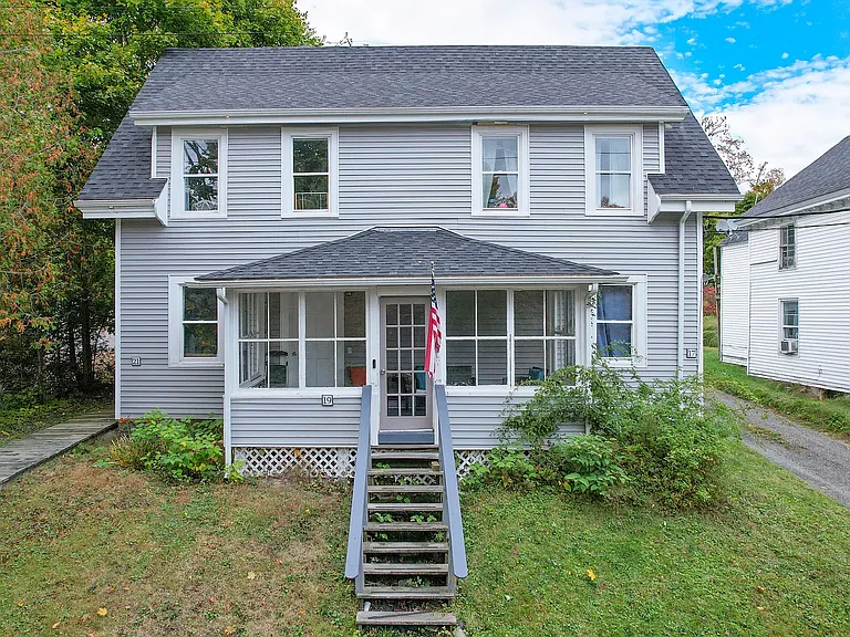 19 Central St #19 — Photo 17
