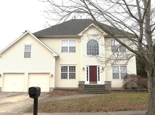 11 Chancellor Park Dr, Mays Landing, NJ 08330