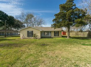 4604 S Tower Rd, Santa Fe, TX 77517