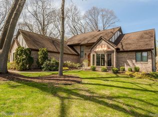 6165 Woodcock Ct, Washington, MI 48094