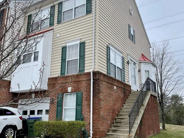 3324 Broker Ln, Woodbridge, VA 22193