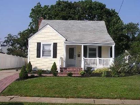 1st image of 309 Lorraine St
