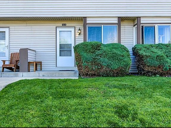 2nd image of 7638 Lexington Manor Dr