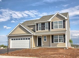 215 Andrew Dr, York, PA 17404