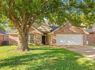 3515 Longmorn Ln, Longview, TX 75604