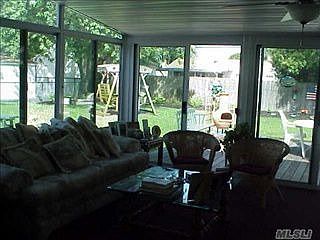 4th image of 35 Skylark Dr
