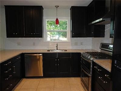3rd image of 1306 Dwyce Dr