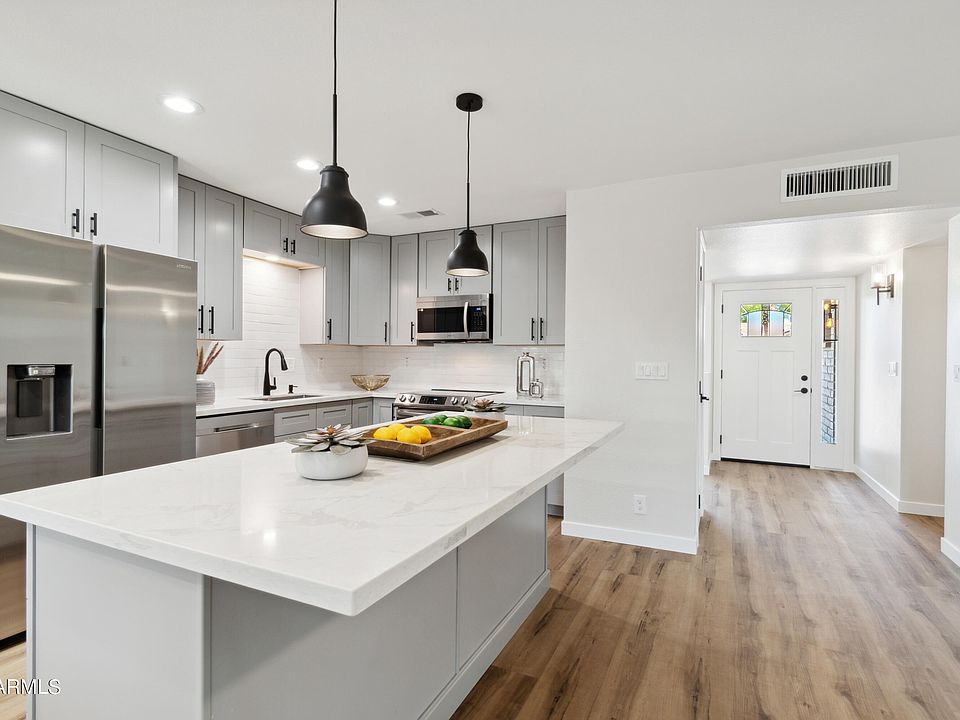 1st image of 4633 E EDGEWOOD Avenue