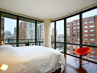 Rented by R New York