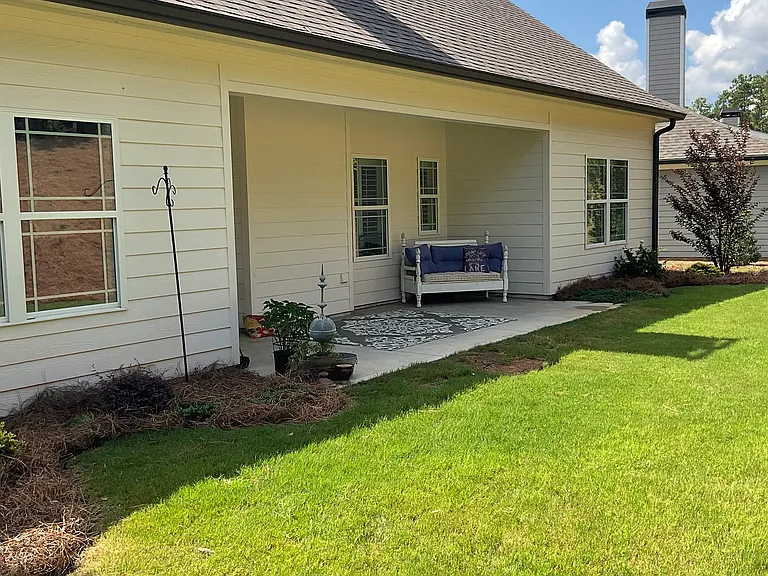 1050 Legend Dr — Photo 21