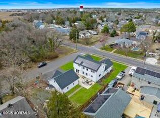 369 Marine St, Tuckerton, NJ 08087
