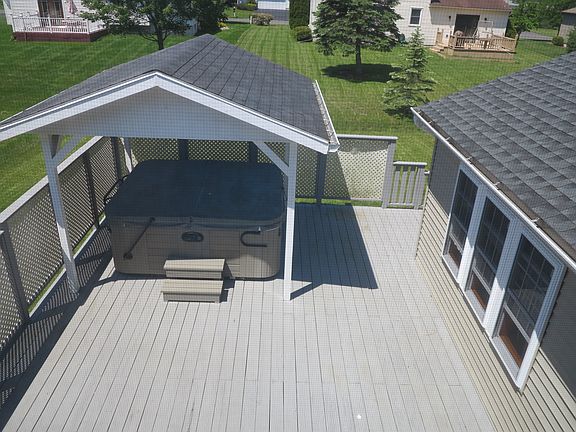 2nd image of 6120 Rossland Cir