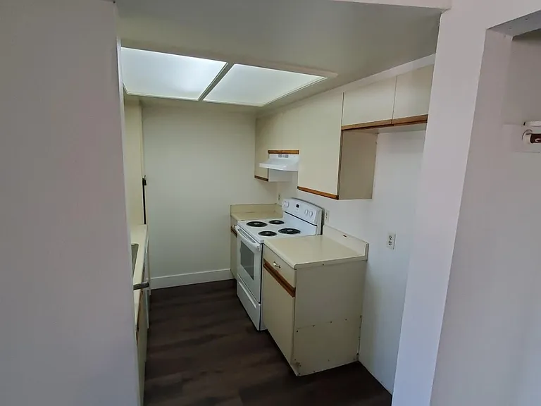 Garden View Apartments — Photo 7