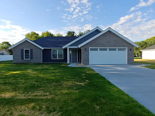 1421 W Todd Ln Photo 1