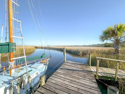 341 Smith Rd, Apalachicola, FL, 32320