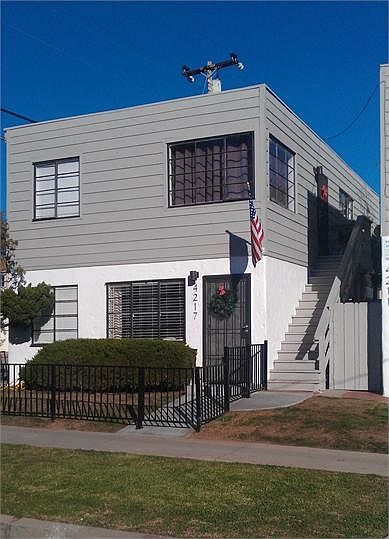 2nd image of 4217 Jewell St