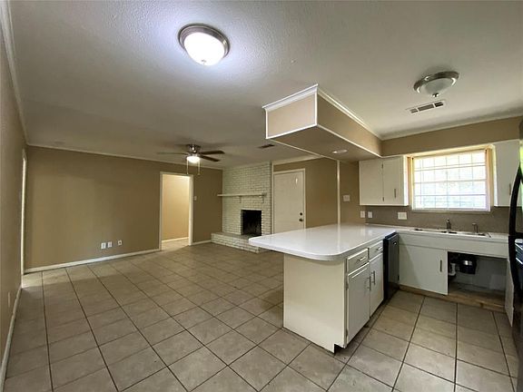 5th image of 4803 Paloduro Ln