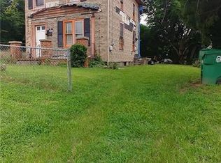 133 Saint Mark St, Petersburg, VA 23803
