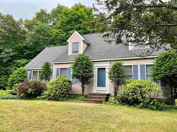 2nd image of 10 Forest Dr
