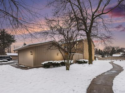 7411 Pebble Point #1, West Bloomfield, MI, 48322